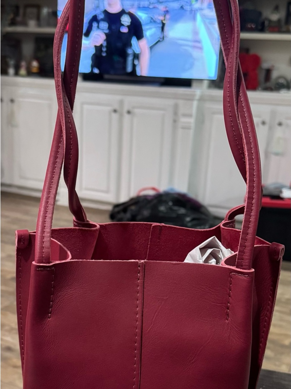 Women’s Leather Tote Bag in Berry